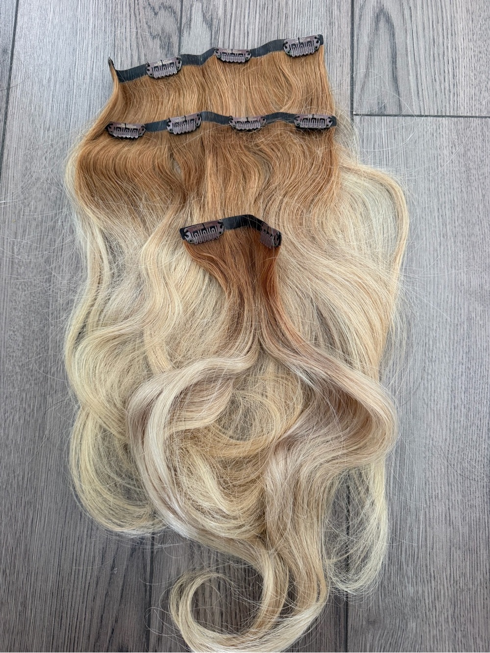 Bellami 20 inch Clip-In Hair Extensions - Blonde Ombre